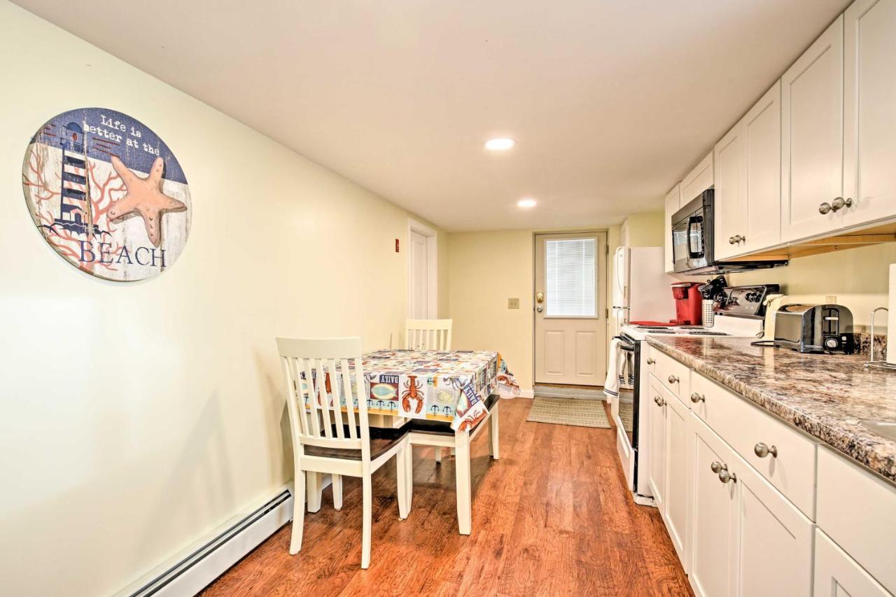 Old Orchard Beach Home With Patio Walk To Beach Exterior photo